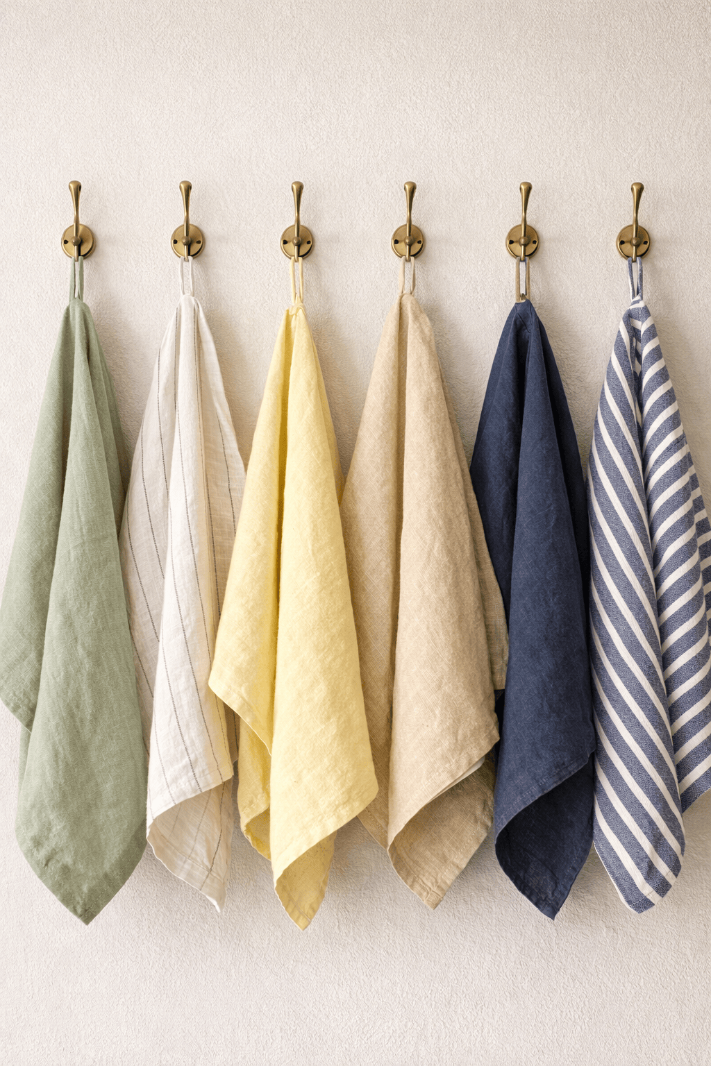 The Field Linen Tea Towels Set