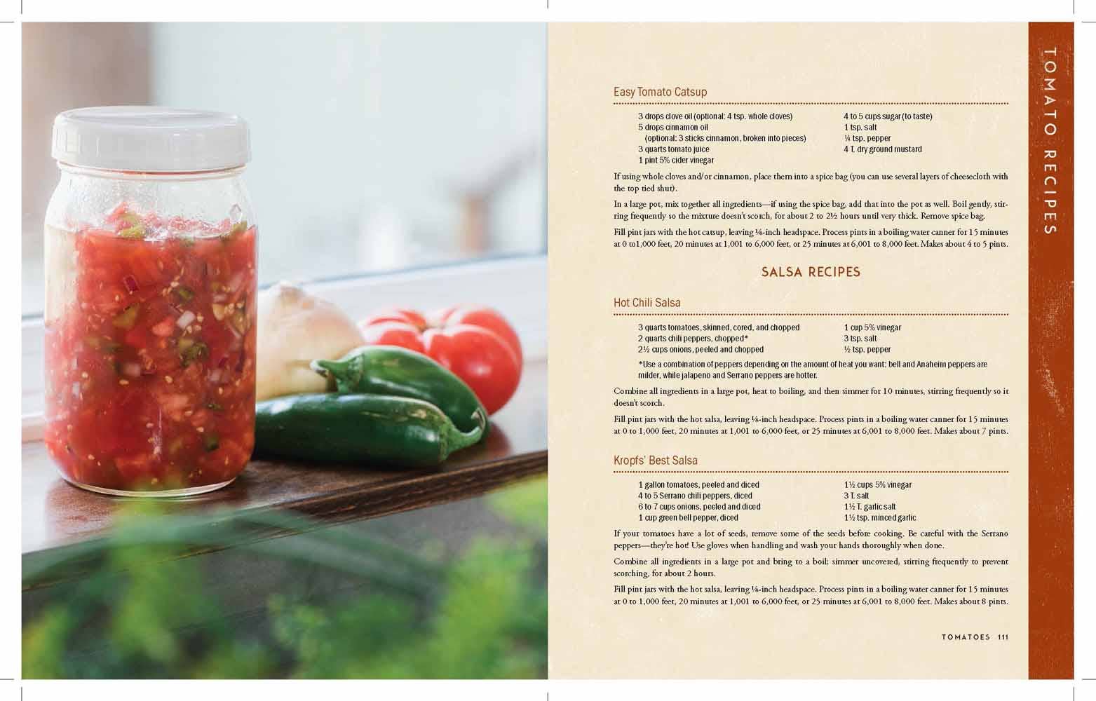 The Homestead Canning Cookbook: Paperback / English